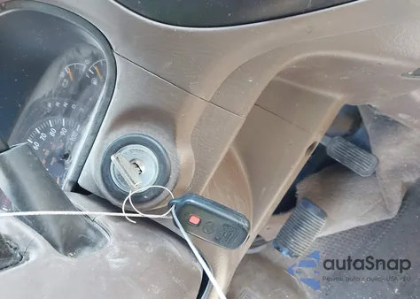 2003 Toyota Tundra Sr5 V8 из США, поврежденный, VIN 5TBBT44103S368053